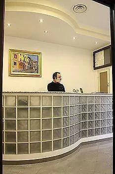 Mignon מלון מילאנו