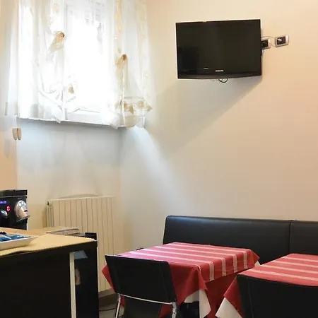 Mignon Hotel *