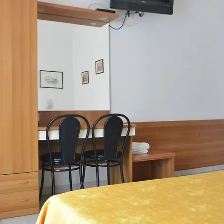 Mignon Hotel *